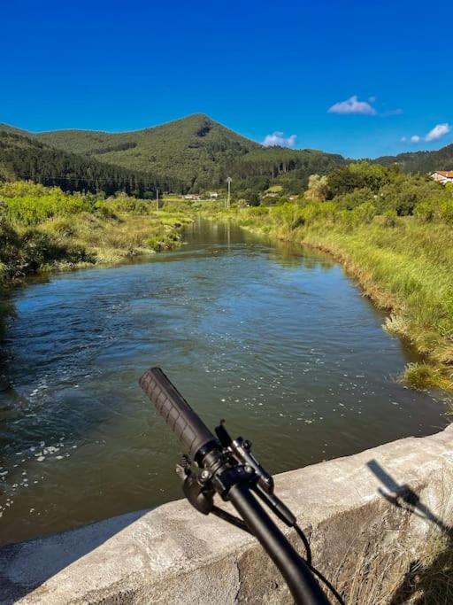 Dom wakacyjny Ozollo Bekoa - Casa Con Piscina En El Corazon De Urdaibai. *